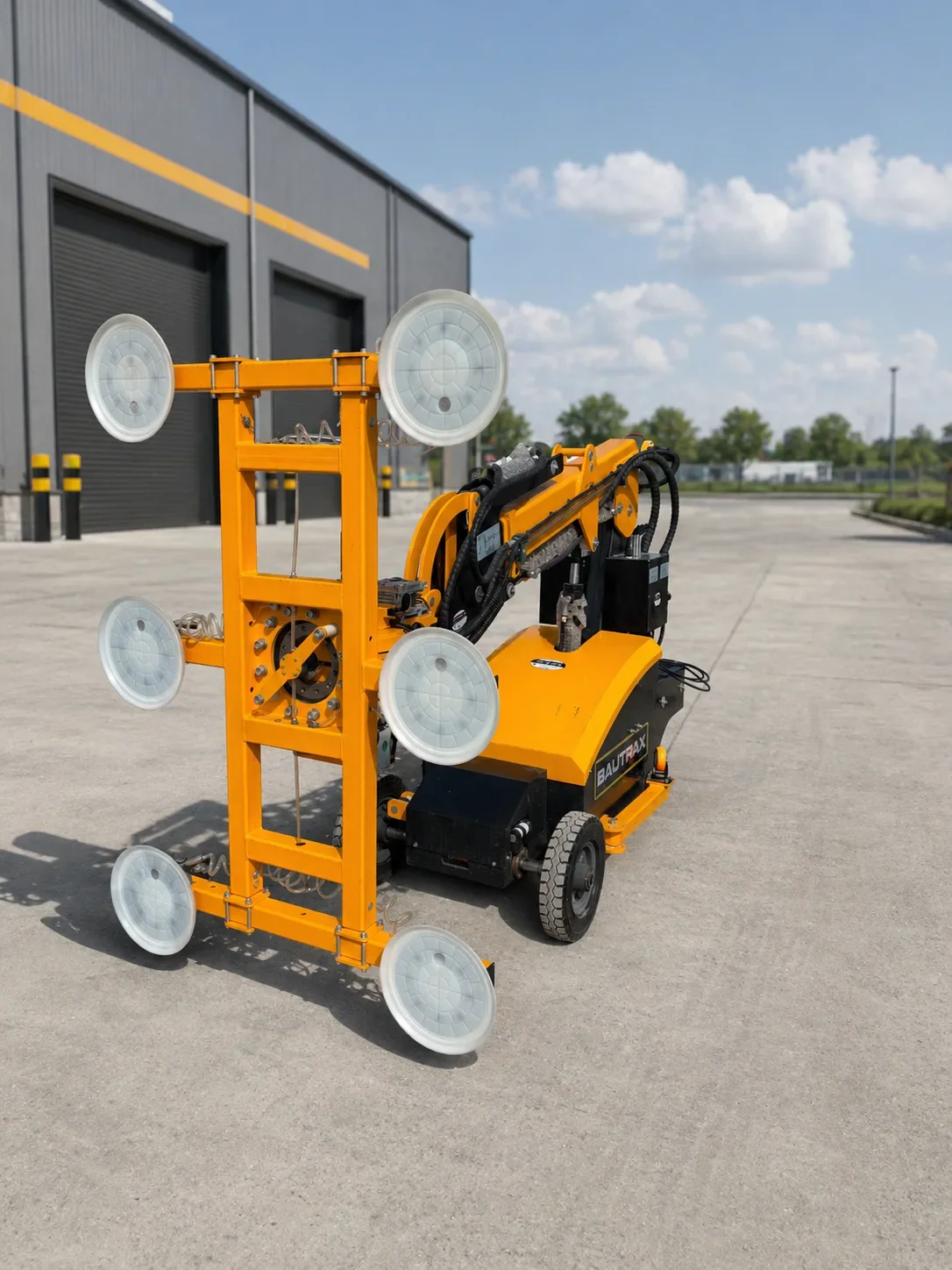BAUTRAX VROB600 — 600 кг · 6 × Ø300 мм вендузи · 3 700 мм височина на повдигане