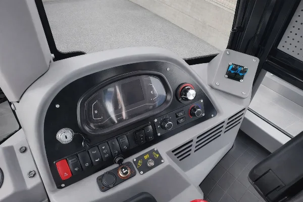 Комбиниран Багер BAUTRAX BLX90